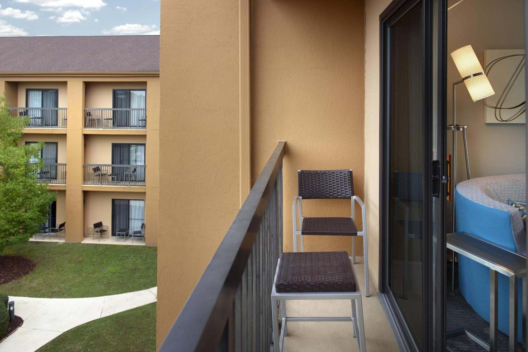 Courtyard By Marriott פייטוויל מראה חיצוני תמונה