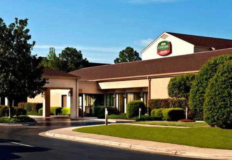 Courtyard By Marriott פייטוויל מראה חיצוני תמונה