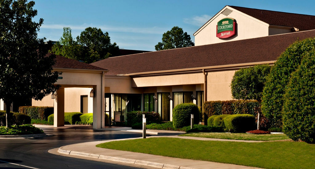 Courtyard By Marriott פייטוויל מראה חיצוני תמונה